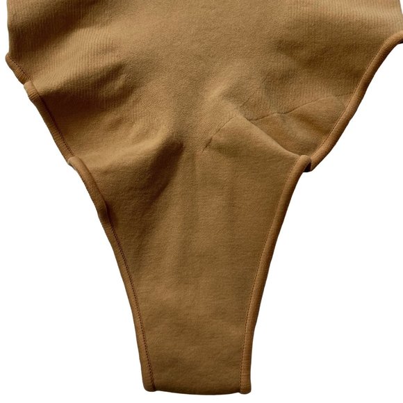 SKIMS Sculpting Mid Waist Thong NEW Shapewear Ochre Women’s S/M - Picture 7 of 14